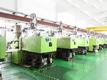 Цех за леене под налягане на пластмаса